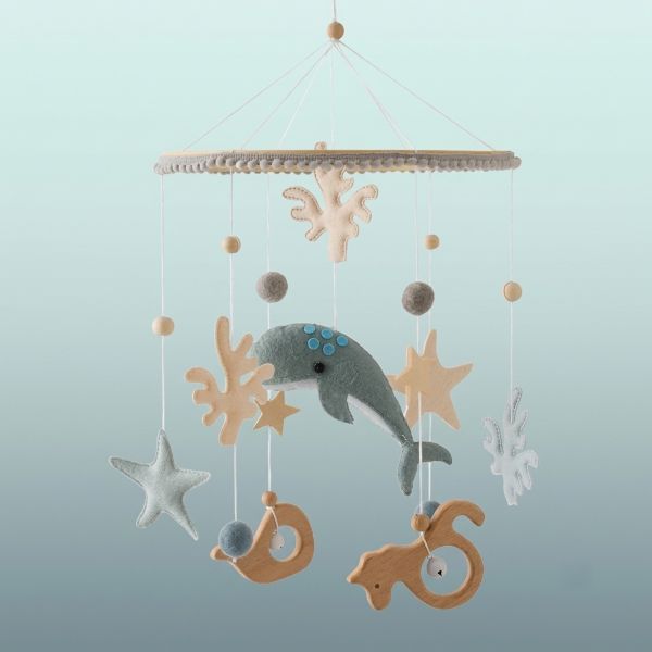 Notre mobile bébé DreamyWhale™ bleu