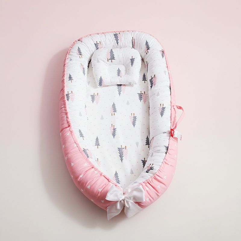 Réducteur de lit bébé Cocon Sapin rose