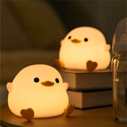 Chambre éclairée avec notre Veilleuse bébé CuteDucklingLight™