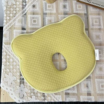 Coussin bébé anti-tête plate ergonomique et respirant jaune