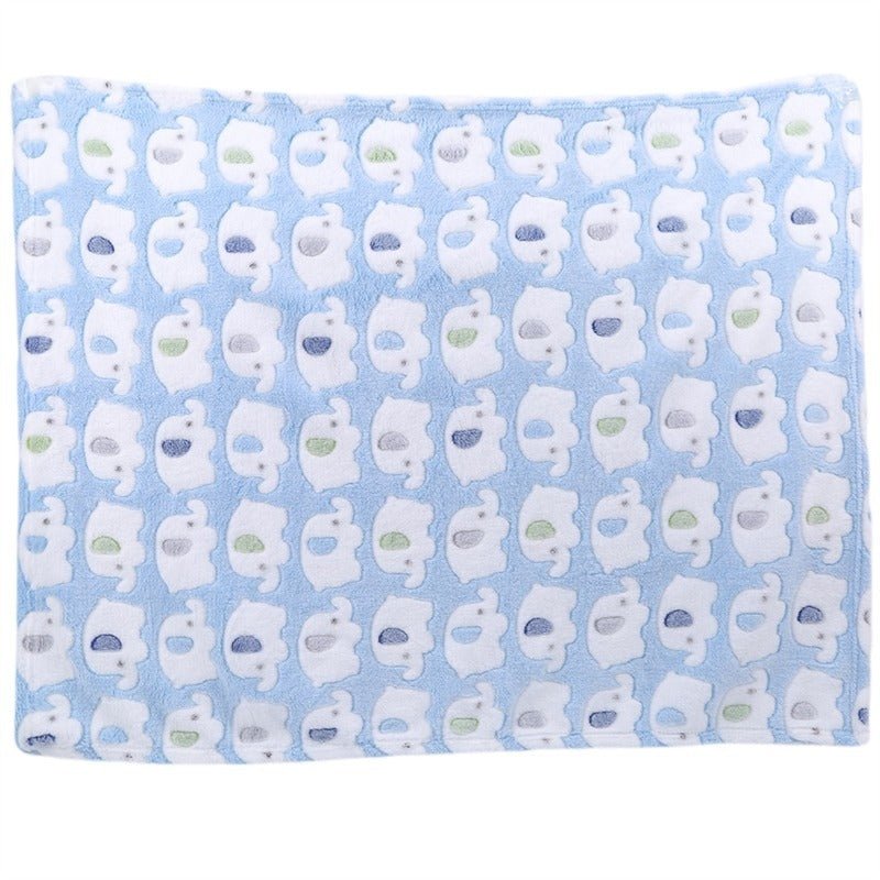 Couverture bébé Éléphanteau bleue étalée