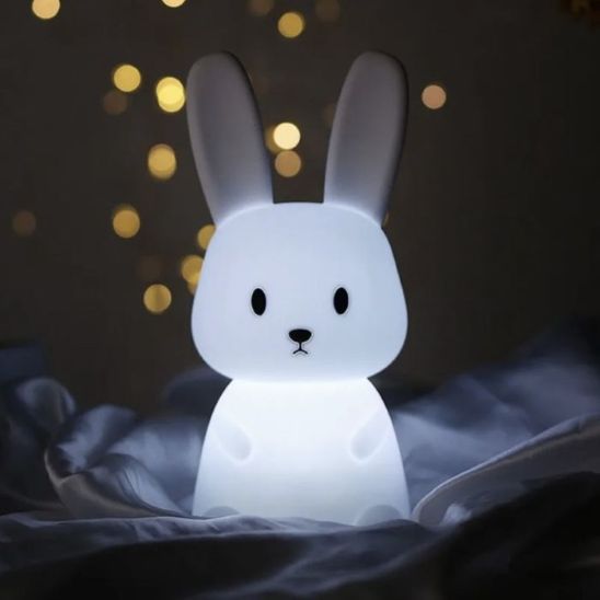 Éclairage blanc de notre veilleuse lapin Bunny